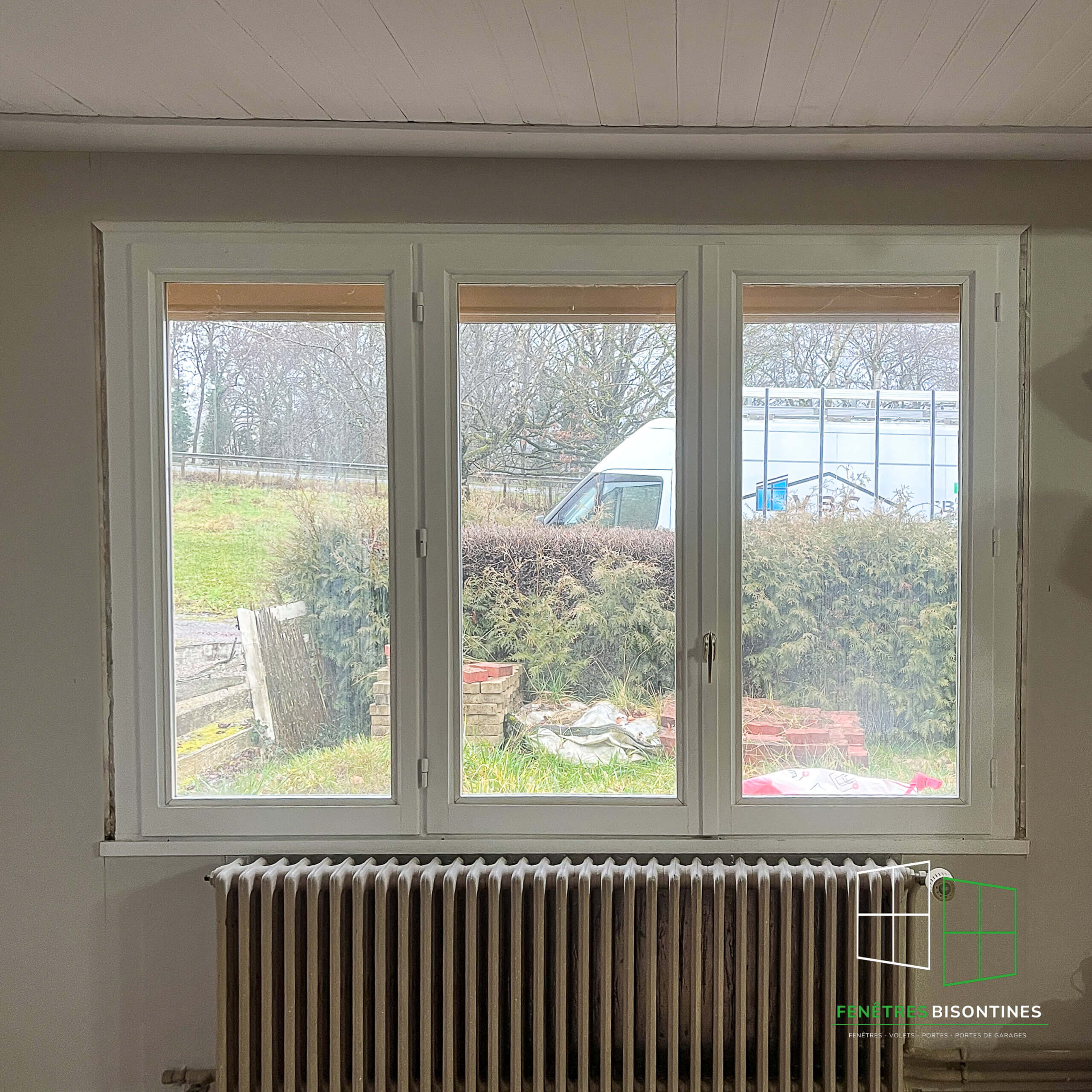 Fenêtres bois avant remplacement - Les Auxons 25870